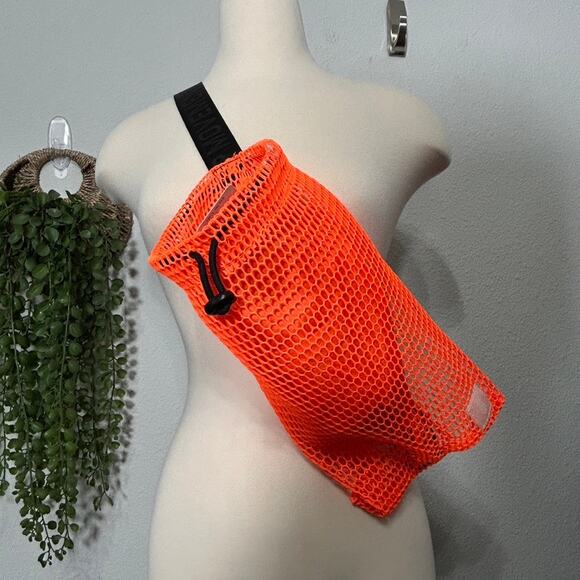 NEW Free People Movement Mini Mesh Sling Bag Orange Functional Athleisure - Picture 2 of 9